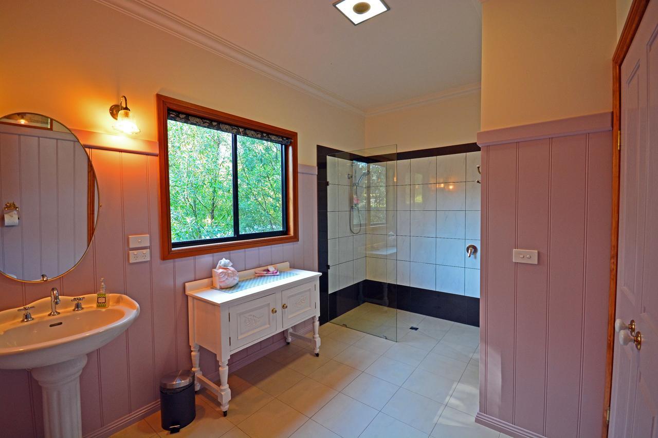 Araluen Park Cottages Lakes Entrance Zewnętrze zdjęcie